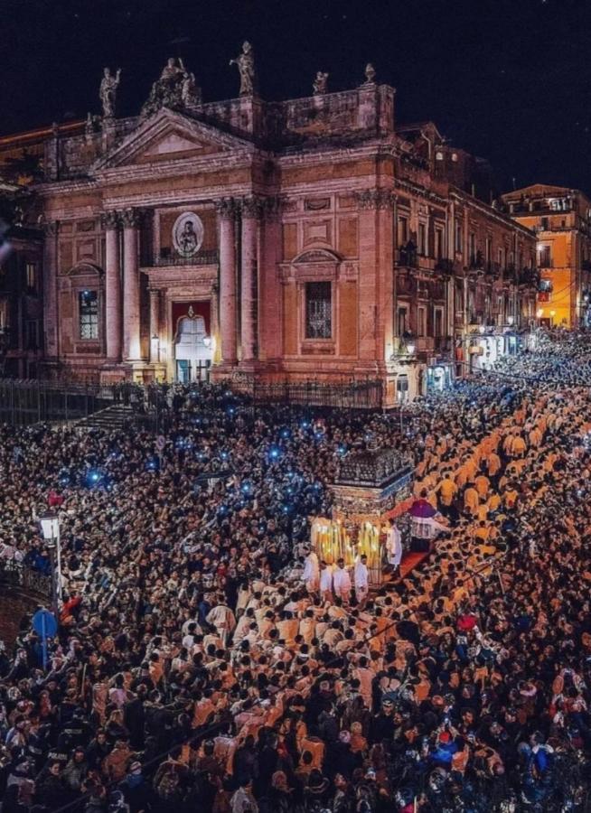 Villa La Casa Di Frida Aeroporto di Catania Fontana Rossa Esterno foto